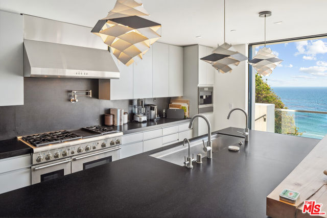 Drew Fenton | 31824 Seafield Drive Malibu CA | MLS: 7171654