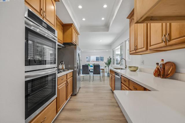 4227 Becerra Dr, Fremont CA: https://media.crmls.org/mediaz/d7c6c7d5-1ee9-41f0-ace5-fefbc6956af5.jpg