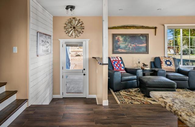 12296 Lilac Hl, Valley Center CA: https://media.crmls.org/mediaz/d7c74922-4663-4893-8cce-9c81b1774254.jpg