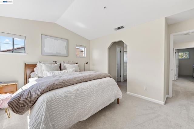 Image 23 of 45 For 1360 Toulon Ct