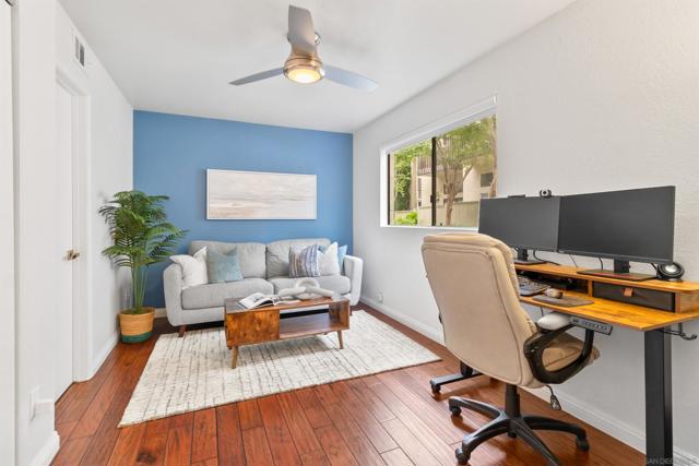 2362 Altisma Way, Carlsbad CA: https://media.crmls.org/mediaz/d7c849bc-d29c-4c75-a017-1c161405c1cb.jpg