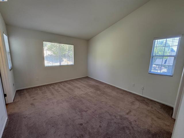 8145 Mountain View Dr, Pleasanton CA: https://media.crmls.org/mediaz/d7c8691d-9ce8-42c6-9271-93b62363f1eb.jpg