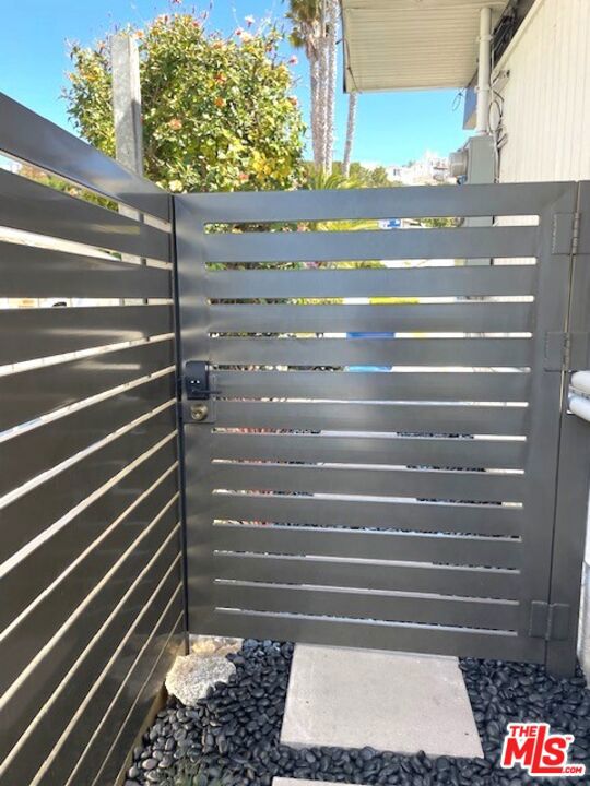 1433 Silvius Avenue, San Pedro CA: https://media.crmls.org/mediaz/d7c8776c-42a7-418f-8f28-ac67d874b7a8.jpg