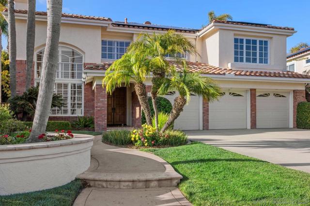 4798 Thurston Pl, San Diego CA: https://media.crmls.org/mediaz/d7c8777f-997e-4f64-ac84-2c94403e8488.jpg