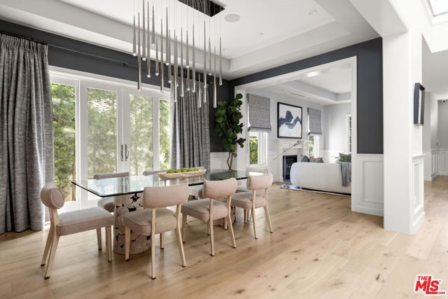 5 Bed Home for Sale in Los Angeles, California