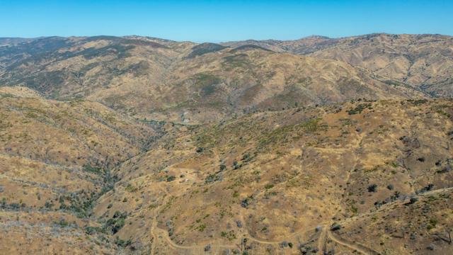 14600 Del Puerto Canyon Road, Newman CA: https://media.crmls.org/mediaz/d7c903f8-bb6b-4c06-b978-2cd8e13c622a.jpg