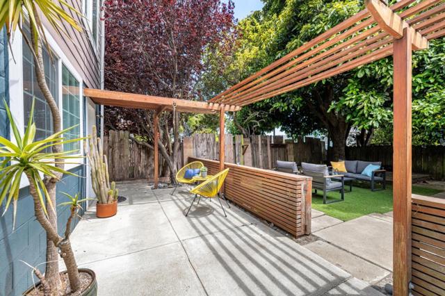 275 Teddy Avenue, San Francisco CA: https://media.crmls.org/mediaz/d7c9acd6-e341-4f44-b0e0-d0f5f50a81ad.jpg