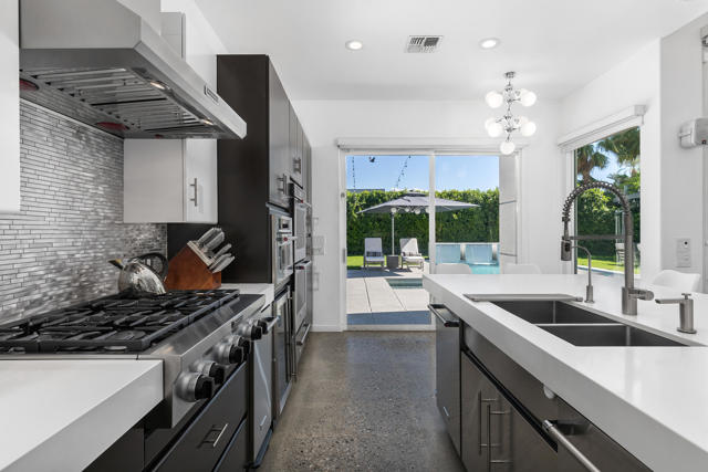 23_10940853_155431_155431-EI-121