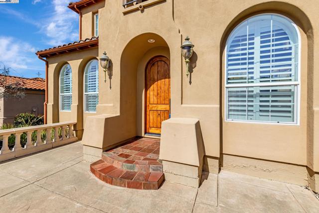 Image 3 of 51 For 9542 Velvet Leaf Cir