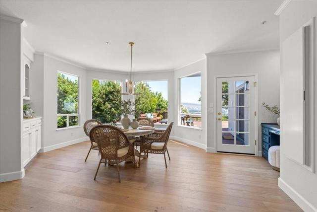 8710 Wild Iris Drive, Gilroy CA: https://media.crmls.org/mediaz/d7caec9a-2436-4bc8-8069-d02d59d23cbf.jpg