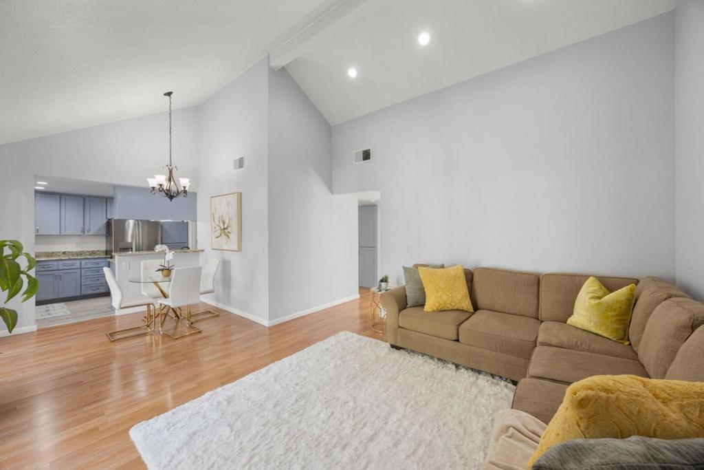1042 Summermist Court #107