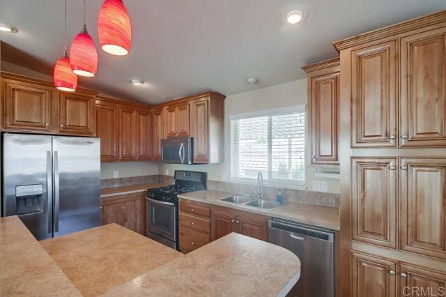 Detail Gallery Image 11 of 30 For 8545 Mission Gorge Rd #SPC 232,  Santee,  CA 92071 - 3 Beds | 2 Baths
