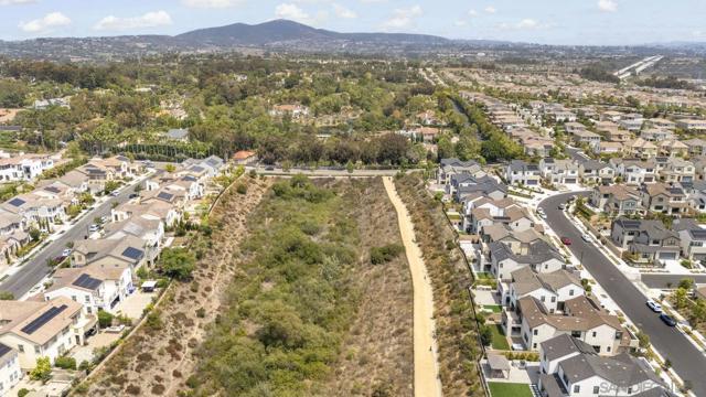 6513 Fischer Way, San Diego CA: https://media.crmls.org/mediaz/d7cdb998-1fca-4eb5-b265-fae0c7d35228.jpg