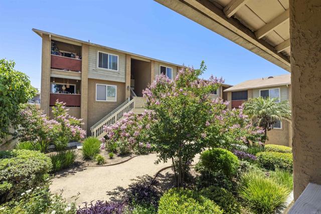 Detail Gallery Image 2 of 26 For 7003 Saranac St #203,  San Diego,  CA 92115 - 2 Beds | 2 Baths