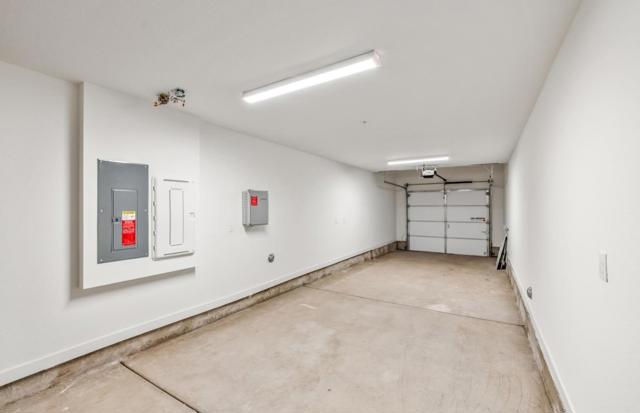 818 Redberry Way, San Jose CA: https://media.crmls.org/mediaz/d7d25ec3-fea7-4b03-9714-52c16dea2d85.jpg