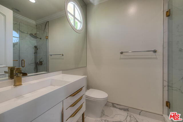3791 WINFORD Drive, Tarzana CA: https://media.crmls.org/mediaz/d7d27306-a980-42aa-9df1-3e1420ce8102.jpg