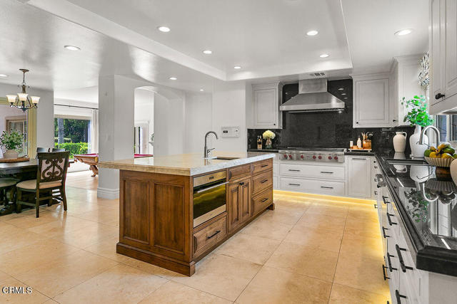 11016 Red Barn Road, Santa Rosa CA: https://media.crmls.org/mediaz/d7d3fa66-6849-4230-b280-a6185f797b76.jpg
