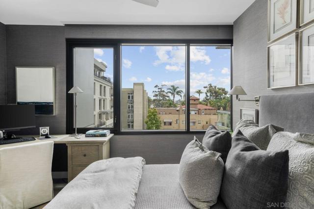 2604 5TH AVENUE, San Diego CA: https://media.crmls.org/mediaz/d7d4b78f-54a1-4ffb-bf04-0bc8fad4be96.jpg