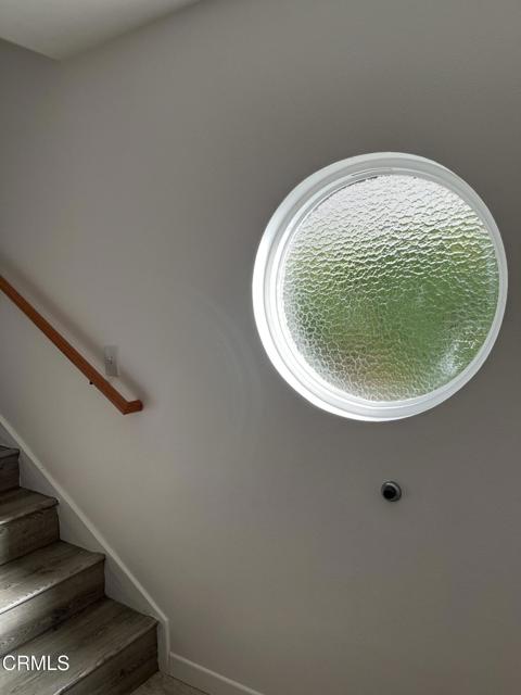 Detail Gallery Image 9 of 38 For 2827 Pierpont Bld, Ventura,  CA 93001 - 4 Beds | 4 Baths