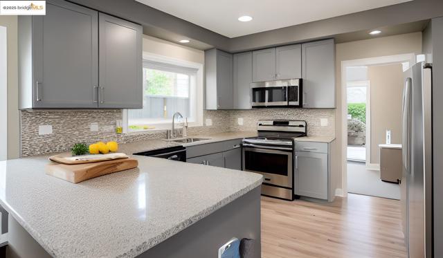 363 Limerick Way, Vacaville CA: https://media.crmls.org/mediaz/d7d589af-8a66-4ec8-973c-5f99480e90f2.jpg