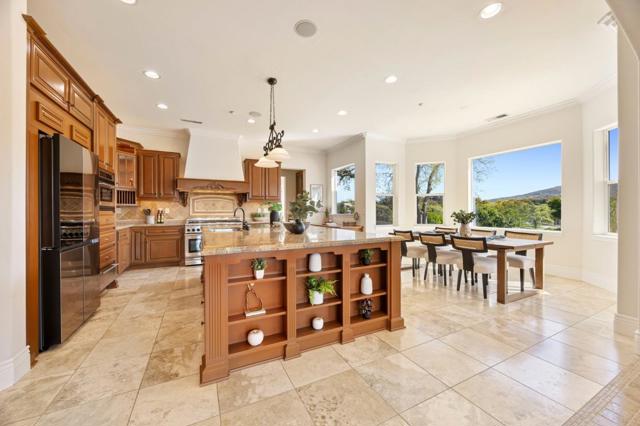 2342 Hoya Lane, Gilroy CA: https://media.crmls.org/mediaz/d7d5fcbd-fb38-4e48-b946-918b798ca5f6.jpg