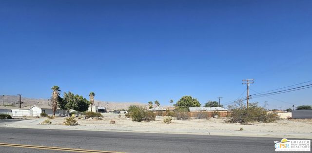12340 Cactus Drive, Desert Hot Springs CA: https://media.crmls.org/mediaz/d7d70044-79a5-404f-8f62-75f364dcce10.jpg