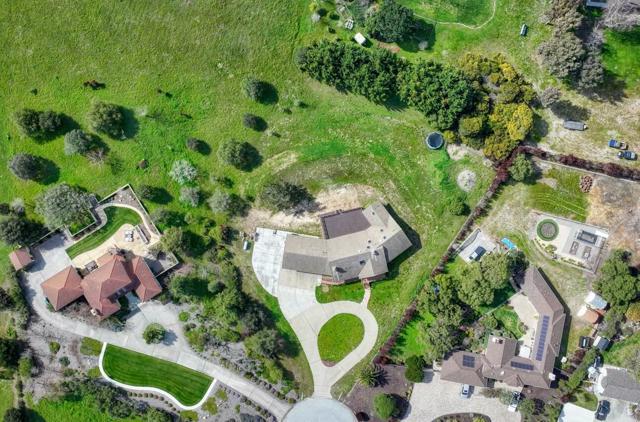 23465 Redding Circle, Salinas CA: https://media.crmls.org/mediaz/d7d771bc-d392-444f-b47d-ae6f0b9c5349.jpg