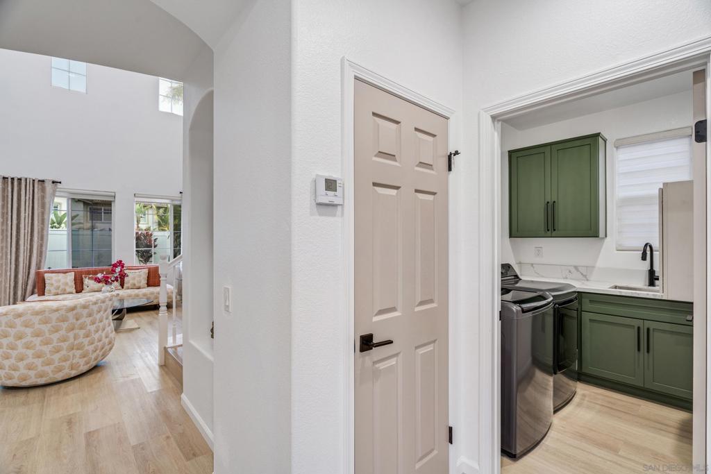 550 Echo Lane - photo 18