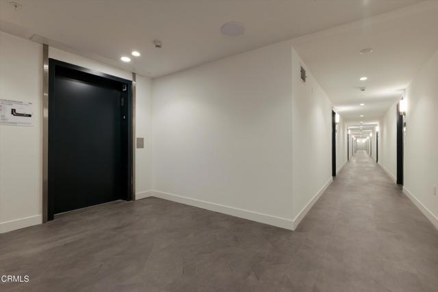 Detail Gallery Image 29 of 39 For 18900 Parthenia St #402,  Northridge,  CA 91324 - 1 Beds | 1 Baths