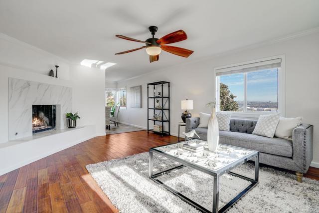 Detail Gallery Image 2 of 56 For 1782 Troy Ln, Oceanside,  CA 92054 - 3 Beds | 2 Baths