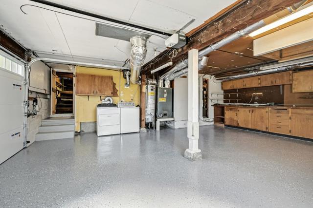 580 Madison Avenue, San Bruno CA: https://media.crmls.org/mediaz/d7d96aaa-1816-4bf5-972d-d5ef55cfba68.jpg
