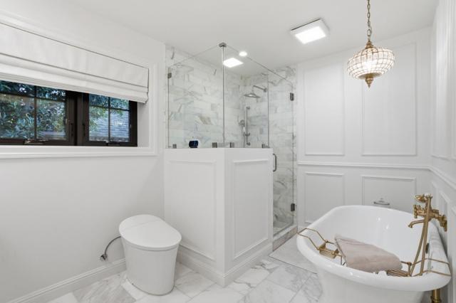 203 Santa Clara Avenue, Redwood City CA: https://media.crmls.org/mediaz/d7dacaa2-67a1-40c0-a3c0-e49b82068424.jpg