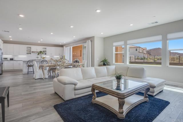 2964 Hayloft Place, Escondido CA: https://media.crmls.org/mediaz/d7dba57a-cf83-4a91-97aa-65e7c4049efb.jpg