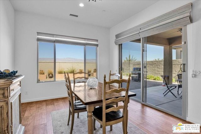 82 Prosecco, Rancho Mirage CA: https://media.crmls.org/mediaz/d7dc2c77-6d36-4afa-9957-c67f6a5f3807.jpg