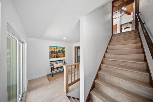 688 Calabasas Road, Watsonville CA: https://media.crmls.org/mediaz/d7dc483a-ed2d-4313-a09f-929cb9378224.jpg