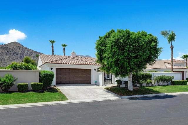78863 Breckenridge Drive, La Quinta CA: https://media.crmls.org/mediaz/d7dcff68-845d-4f9a-93c9-2f7a731a5561.jpg
