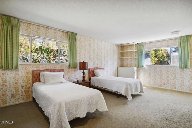 262 Crestwood Avenue, Ventura CA: https://media.crmls.org/mediaz/d7dd1bff-6774-4854-918d-9ac2baf6bd1f.jpg