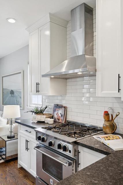 206 Village Lane, Foster City CA: https://media.crmls.org/mediaz/d7dd2de6-1595-447f-b113-225bf8346197.jpg
