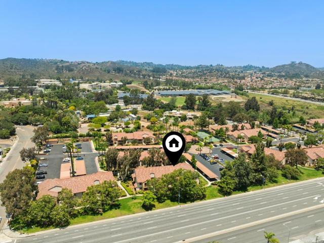12191 Cuyamaca College Drive, El Cajon CA: https://media.crmls.org/mediaz/d7dd3983-e5f1-4a30-8fe4-5d7cfe5bcae8.jpg