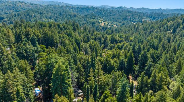 1018 Rambling Road, Boulder Creek CA: https://media.crmls.org/mediaz/d7de1d84-28d7-40d2-b51b-1c3d3fd4a438.jpg