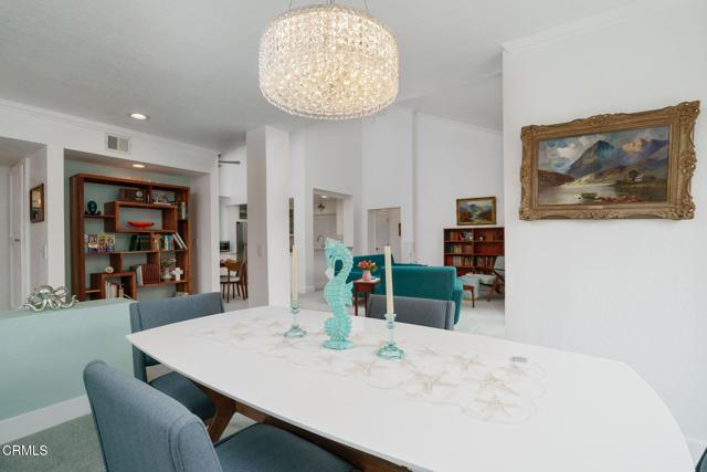 2206 Martinique Lane, Oxnard CA: https://media.crmls.org/mediaz/d7dee186-c11d-4c86-9c5f-283387dff9c4.jpg