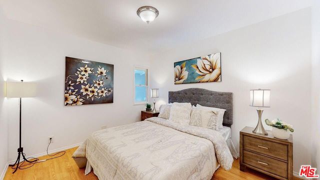 8212 Belford Avenue, Los Angeles CA: https://media.crmls.org/mediaz/d7df0e0e-804b-4cdd-82d5-23e7217d1a08.jpg