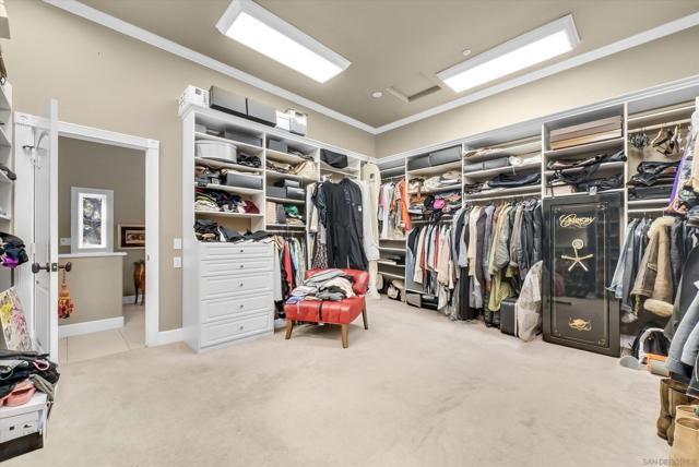 45455 Lorenz Ln, Temecula CA: https://media.crmls.org/mediaz/d7e12965-393b-47ad-ac0b-cd60f6f52414.jpg