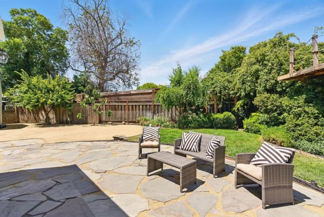 935 Chabrant Way, San Jose CA: https://media.crmls.org/mediaz/d7e131f6-4f54-46b8-b12e-d5fcd48ebb7b.jpg