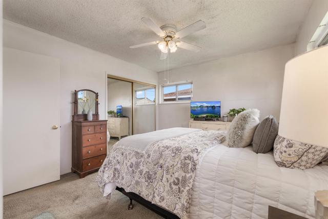 462 Carnation Avenue, Imperial Beach CA: https://media.crmls.org/mediaz/d7e18854-9380-4eaa-a6fe-cc0e53af813a.jpg