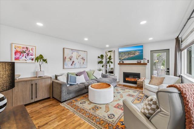 255 Sinex, Pacific Grove CA: https://media.crmls.org/mediaz/d7e2f7fd-ded3-4e9d-9853-378833156cd5.jpg