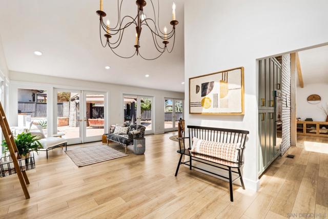 13953 Sagewood Dr, Poway CA: https://media.crmls.org/mediaz/d7e3689a-e29b-4570-8712-d1decbfc7dea.jpg