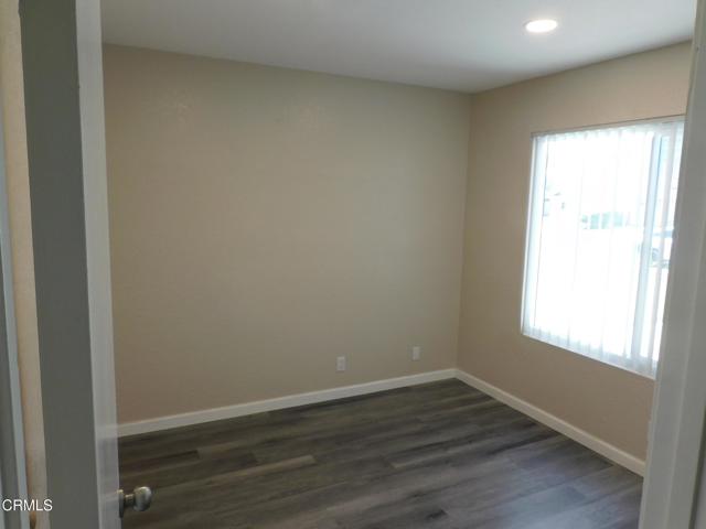 Detail Gallery Image 9 of 25 For 74 Abrazo Dr, Camarillo,  CA 93012 - 3 Beds | 2 Baths