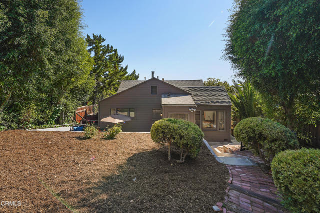 Detail Gallery Image 34 of 36 For 3961 Cumberland Ave, Los Angeles,  CA 90027 - 3 Beds | 2 Baths
