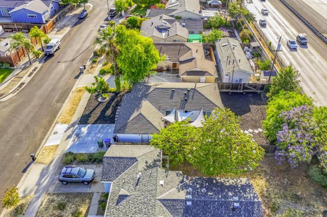 1563 Rebel Way, San Jose CA: https://media.crmls.org/mediaz/d7e7090a-dd7d-4e33-8f48-4dcad45e607d.jpg